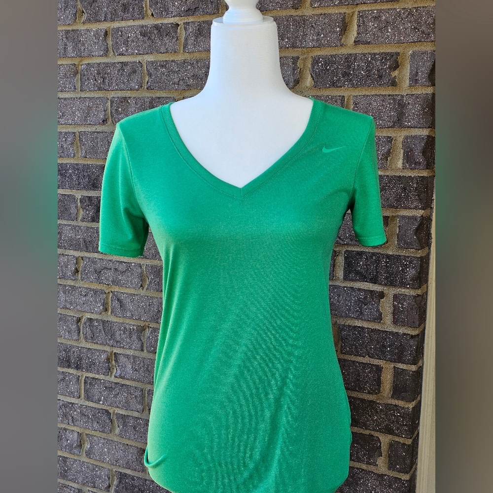 Nike Women's Vibrant Green V-Neck Dri-Fit Tee Sz Small